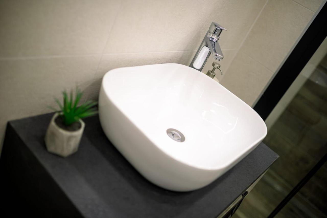 Studio Apartman Leon, Gajeva 7 Zagreb Extérieur photo